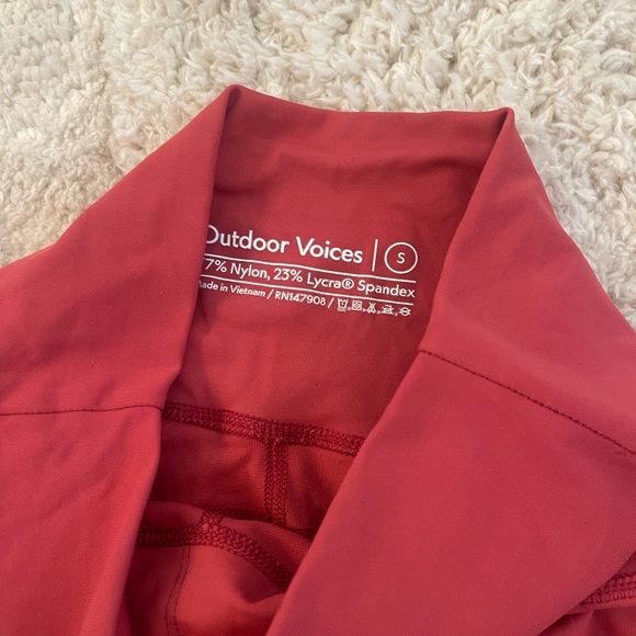 Outdoor Voices Bike Shorts Red - Picture 3 of 3